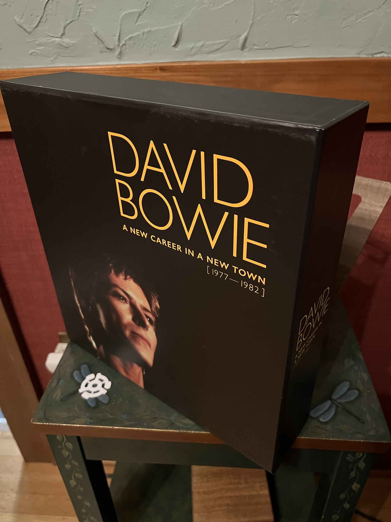 630: B is for Bowie (“A New Career in a New Town,” The Box